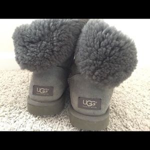 bailey button uggs size 8